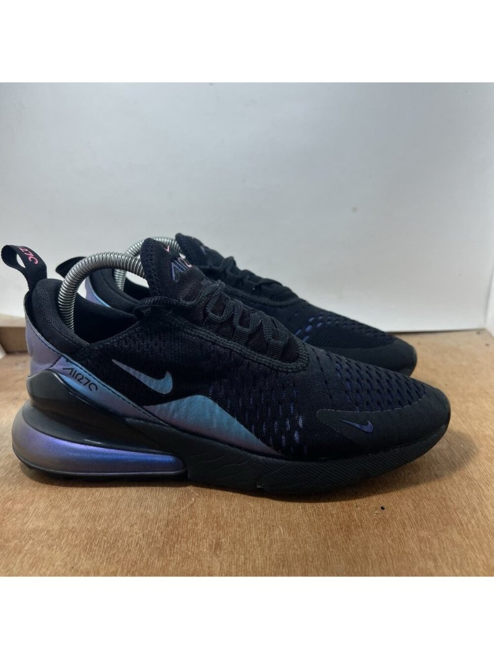 Nike Air Max 270 Womens 8.5 Black Iridescent AH6789-011 Sneaker Running Shoes